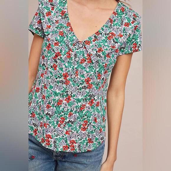 Anthropologie Tops - Maeve Anthropologie floral short sleeve button-up top with V-neckline and collar